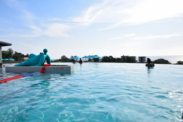 Chic-in : THE SIS KATA โรงแรมวิวชายหาดกะตะ สถานที่เช็คอินใหม่ของภูเก็ต