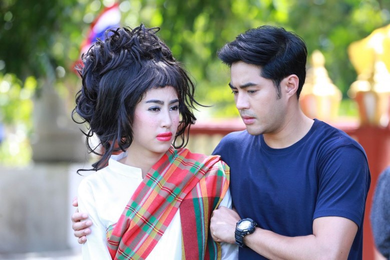 “มิ้นท์”-ท็อป” จับคู่โชว์ลิเก  รักแบบลูกทุ่งใน “รักหลงโรง”