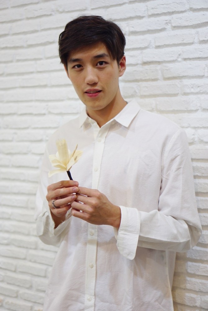 จีดีเอช ร่วมน้อมใจประดิษฐ์ดอกไม้จันทน์ ถวายในหลวงรัชกาลที่9