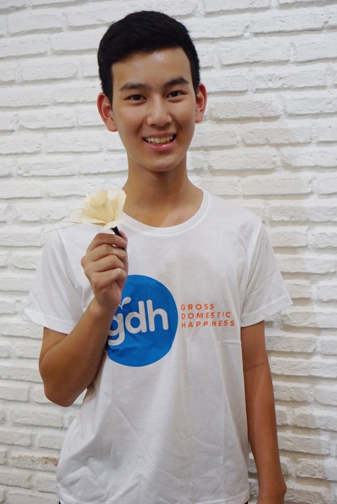 จีดีเอช ร่วมน้อมใจประดิษฐ์ดอกไม้จันทน์ ถวายในหลวงรัชกาลที่9