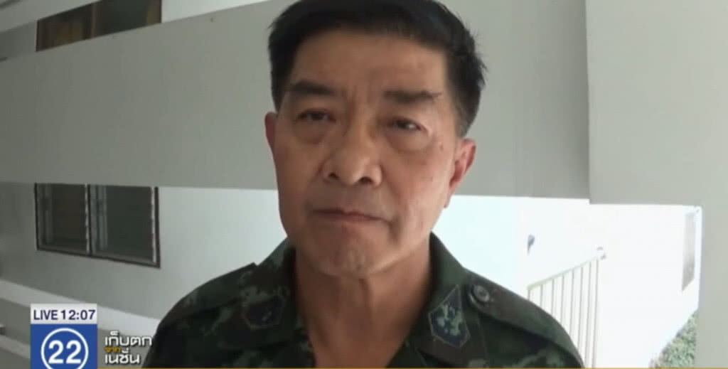 ตร.เตรียมใช้อำนาจตามกฎอัยการศึก ออกหมายจับคดีปล้นรถ 21 ส.ค. ตร.เตรียมใช้อำนาจตามกฎอัยการศึก ออกหมายจับคดีปล้นรถ 21 ส.ค.
