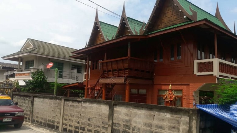 อดีตวิศวกร พลาดเลื่อยยนต์เฉือนเส้นเลือดใหญ่ขาขวาดับ