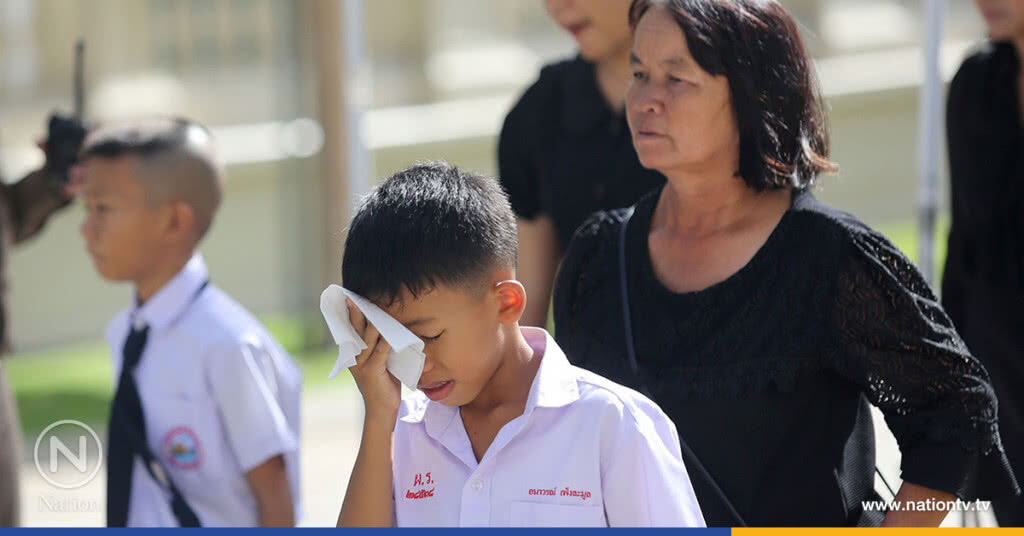 ประชาชนเข้ากราบสักการะพระบรมศพ รัชกาลที่ 9 ประชาชนเข้ากราบสักการะพระบรมศพ รัชกาลที่ 9