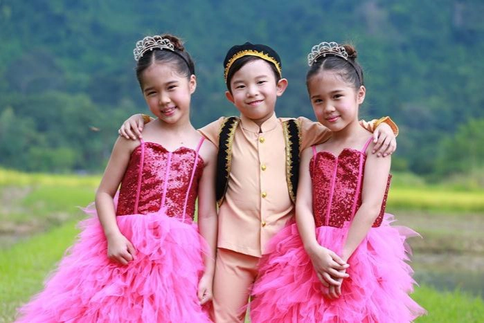 จอแก้ว เรื่องย่อ รักหลงโรง