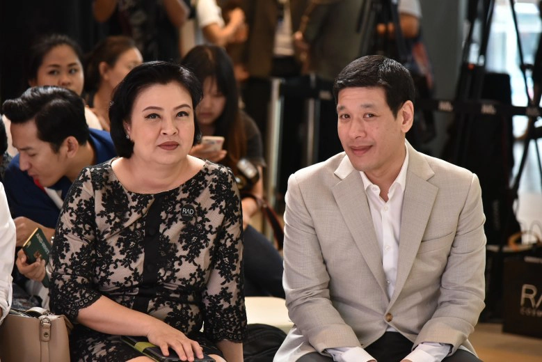 "น้ำชา" เปิดธุรกิจเครื่องสำอาง