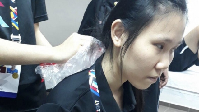 รถนักกีฬาซีเกมส์ไทย โดนชนท้าย