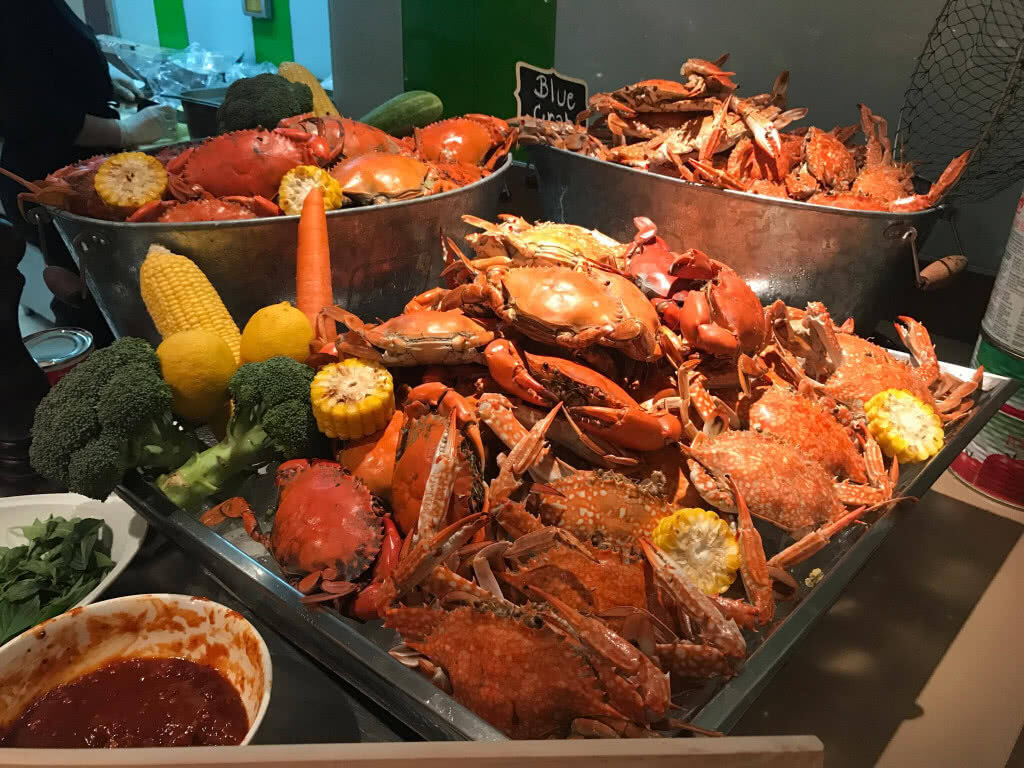 อร่อยปักหมุด : บุฟเฟ่ต์ปูม้า Whack-a-Crab โรงแรมโนโวเทล กรุงเทพฯ ฟีนิกซ์ สีลม