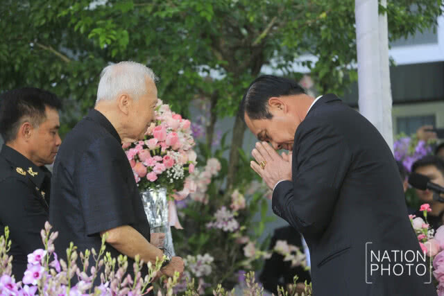 "พล.อ เปรม"  เปิดบ้านอวยพรวันเกิด