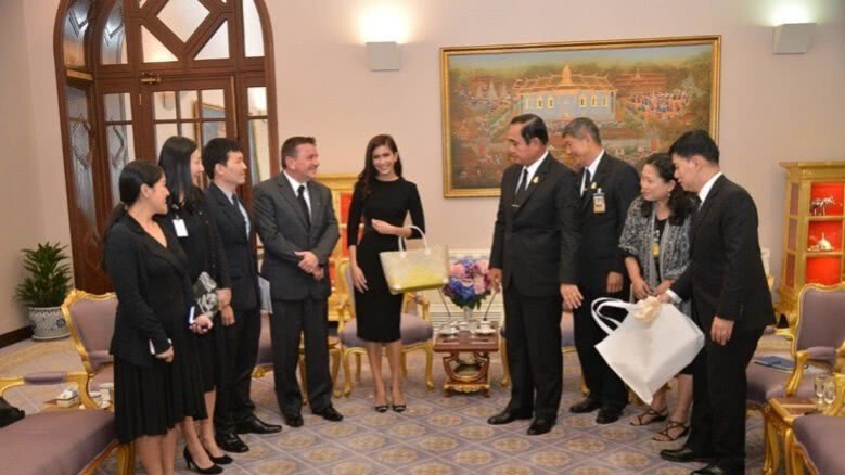 "ปู ไปรยา" พบ "นายกฯ" ขอบคุณร่วมมือ UNHCR ดูแลผู้ลี้ภัย "ปู ไปรยา" พบ "นายกฯ" ขอบคุณร่วมมือ UNHCR ดูแลผู้ลี้ภัย
