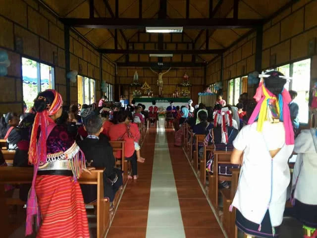 เรียบง่าย สาวญี่ปุ่นแต่งงาน วิถีกะเหรี่ยง