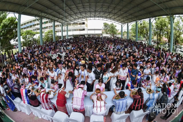พิธีผูกข้อมือเรียกขวัญเดือนเก้าชาวกะเหรี่ยง