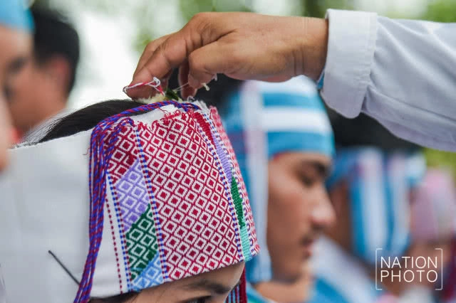 พิธีผูกข้อมือเรียกขวัญเดือนเก้าชาวกะเหรี่ยง