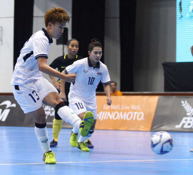 ฟุตซอลหญิงไทย ต้อนมาเลเซีย 12-0  คว้าทองซีเกมส์สำเร็จ