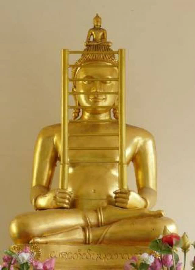 ปริศนาธรรม? พระพุทธเจ้า ประทับนั่งบนเศียรพระศิวะ