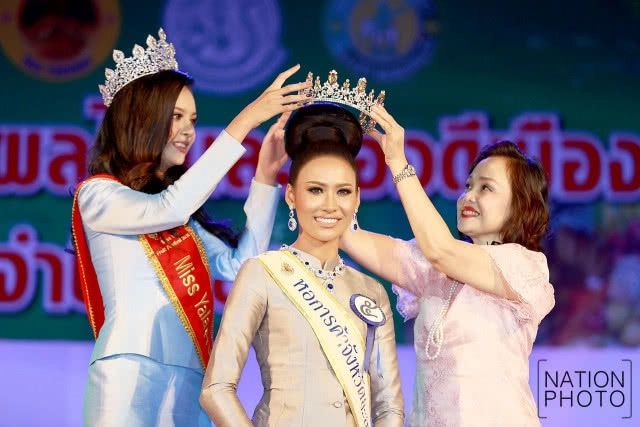 สีสันยะลา!! การประกวด "ธิดาชาวสวน"