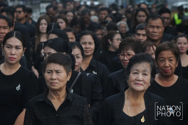 298 วัน มีประชาชนกราบพระบรมศพ 9,832,985 คน