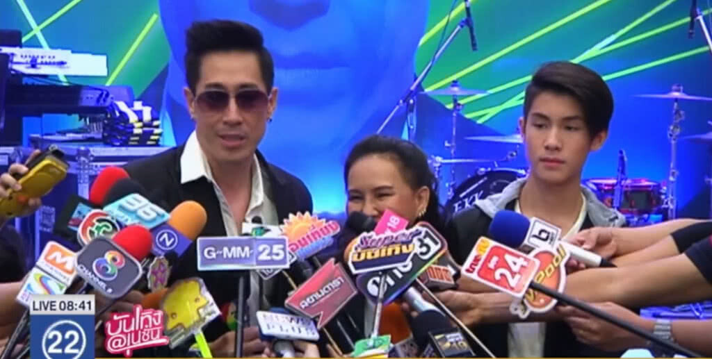กลับมาตามคำเรียกร้อง J-DNA X-TREME CONCERT กลับมาตามคำเรียกร้อง J-DNA X-TREME CONCERT