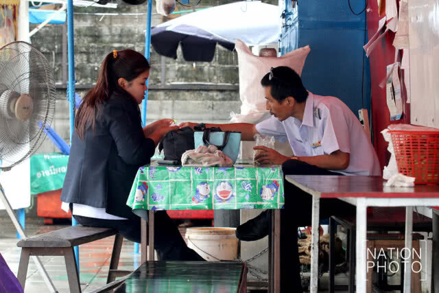 ขสมก. เตรียมลดพนง.เก็บค่าโดยสาร ค่าตอบแทนคนละล้าน