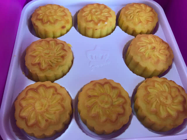 ขนมไหว้พระจันทร์ ฉลองโคคา ครบรอบ 60 ปี
