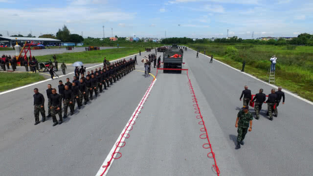 (ภาพชุดมุมสูง)การฝึกพลฉุดชักราชรถ