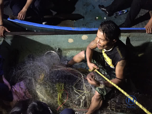 จับได้แล้ว!
ไกรทองใช้เวลา 2 วัน 2 คืน
ล่าจระเข้หาดเลพัง