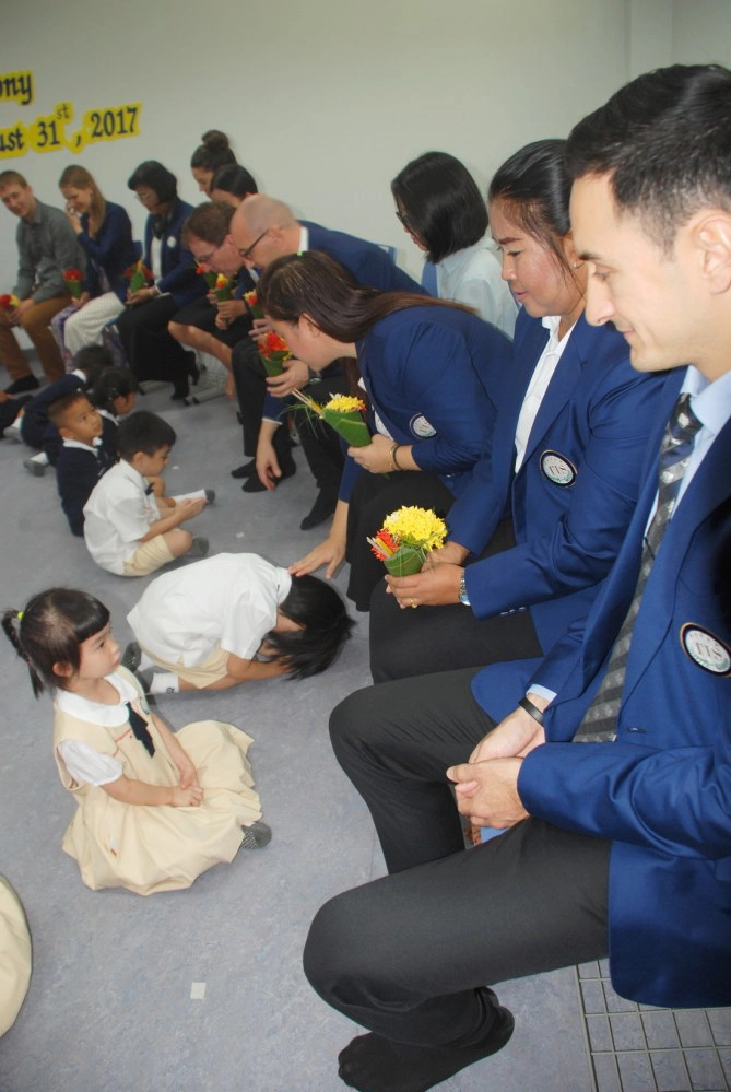 ไทยอินเตอร์ฯจัดพิธีไหว้ครูประจำปี