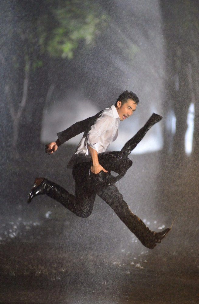 'บิ๊กเอ็ม' ควง 'เนย' โชว์เพลงประกอบละคร 'นักรบปีศาจ'