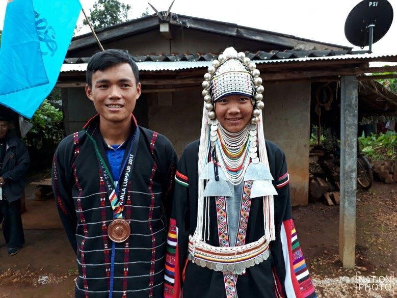 ผูกข้อมือเรียกขวัญ ฮีโร่เหรียญทองแดง "คริกเก็ต"