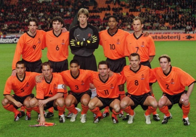 ย้อนรอยทีมดังพลาดไป "บอลโลก"