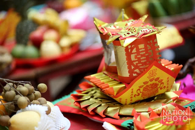 ไหว้บรรพบุรุษ ในวันสารทจีน