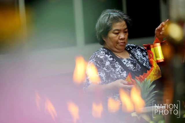 ไหว้บรรพบุรุษ ในวันสารทจีน