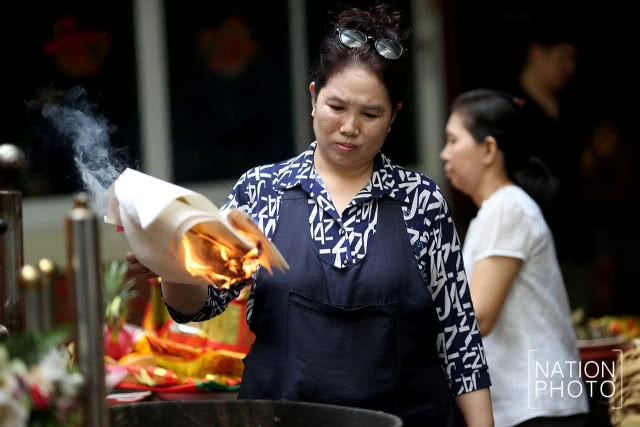 ไหว้บรรพบุรุษ ในวันสารทจีน