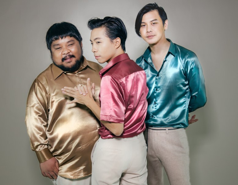 แฟนคลับมีกรี๊ด SHOW DC จัดพาเหรด 13 ศิลปิน