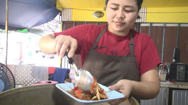 ส้มตำครกระเบิด ใหญ่ที่สุดในเมืองเลย ต้องล่ามโซ่กลัวหาย