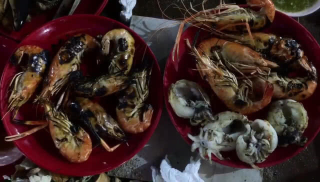 ทะเลเผาบุฟเฟ่ต์เอาจริง! กินเหลือปรับ 200 นักท่องเที่ยวแจ้งตร.เคลียร์