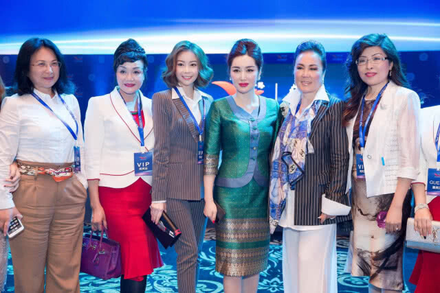 เธอคนนี้ไม่ใช่แค่นางงาม...แต่คือสาวมั่นที่เป็นตัวแทนของผู้หญิงเวียดนามสมัยใหม่
