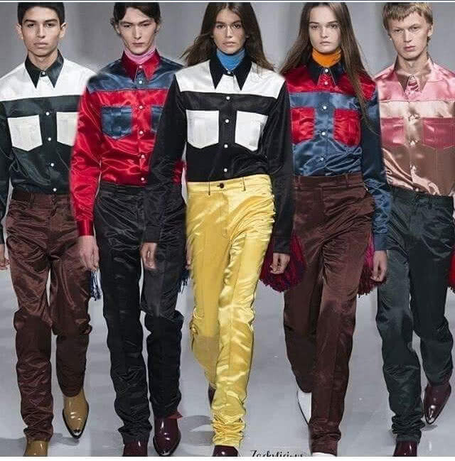 Kaia Gerber ลูกสาว Cindy Crawford 
เปิดตัวเดินแบบครั้งแรก..สุดเฟี๊ยซ!