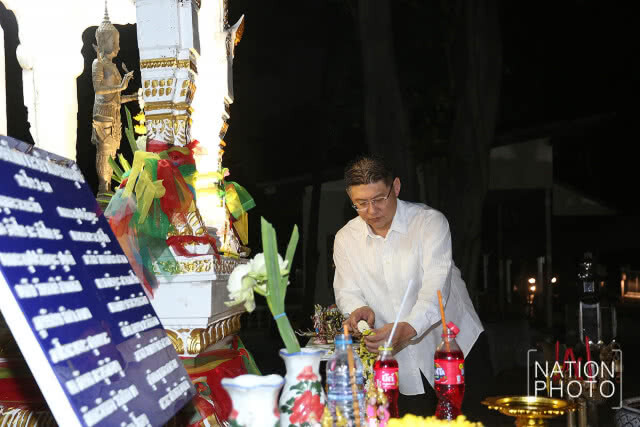 (ภาพชุด) "สรยุทธ" ออกจากเรือนจำ