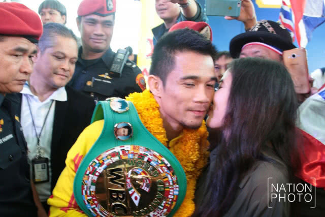 ศรีสะเกษ หอบเข็มขัดแชมป์กลับไทยแล้ว