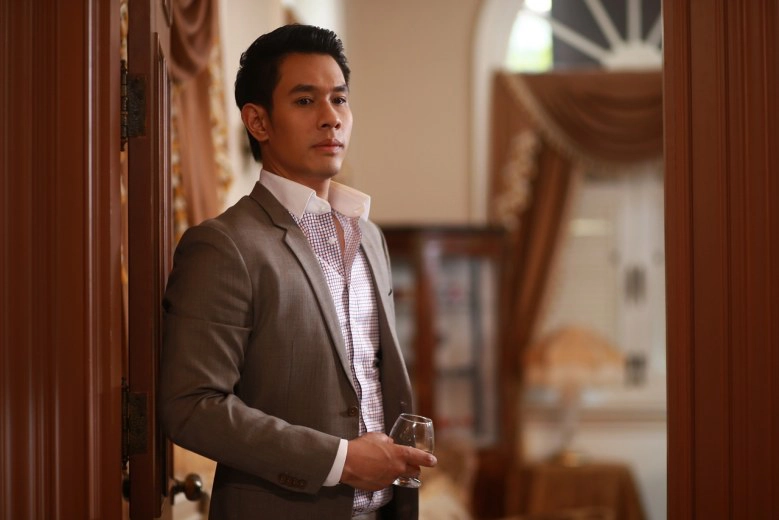 'อ๋อม-นาว' ควงคู่ลงละคร 'ละอองดาว'