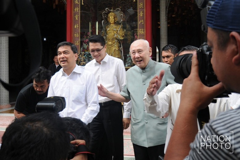 (ภาพชุด) "มาร์ค" อวยพรวันเกิดครบรอบ 92 ปี "พิชัย"