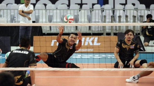 "เกวลิน วรรณฤมล" ถือธงไทยเปิดอาเซียนพาราเกมส์