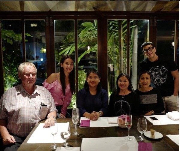 'ณเดชน์'ปฏิเสธไม่ใช่เจ้าของแหวนเพชรนิ้วนางข้างขวาของ 'ญาญ่า'