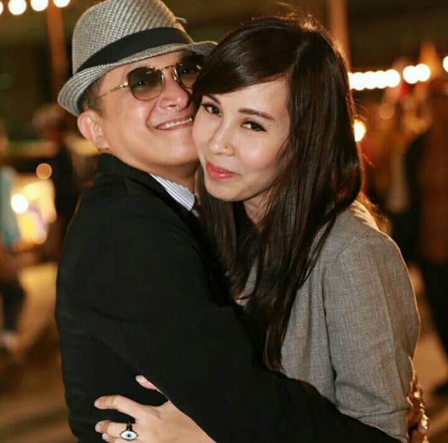 "ติ๊กชีโร่" โต้ข่าวเตียงหัก หลังภรรยาโพสต์เดือด