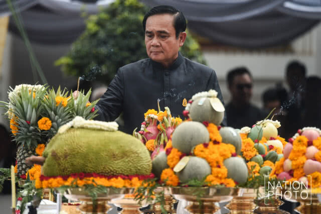พิธีบวงสรวงอัญเชิญราชรถ-พระยานมาศ