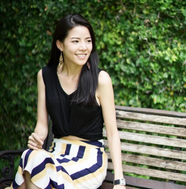 กวาง อรการ จิวะเกียรติ 
แกร่งเกินพิกัด
จากวงการบันเทิง
สู่ผู้ประกาศข่าว