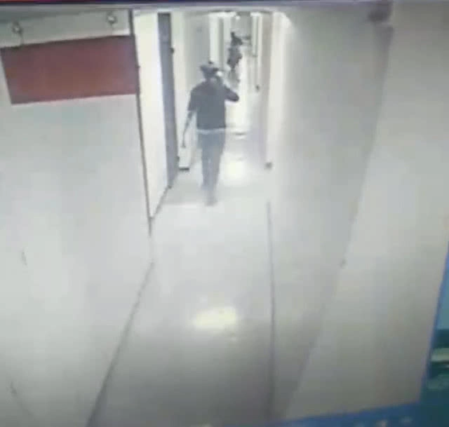 ล่าคนร้ายหื่น 
บุกปล้ำสาวในคอนโดเมืองทอง