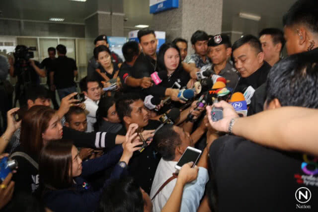 "ศรีวราห์" ยันตำรวจ 3 นายสังกัด บก.น.5-นครปฐม เอี่ยว "ยิ่งลักษณ์" หนี