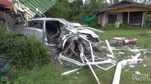 พยาบาล
ขับเก๋งหลับใน!
เสียหลักชนป้อมตำรวจ
ดับคาที่
