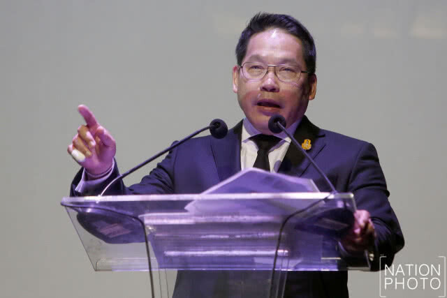 Transforming Thailand ขับเคลื่อนประเทศไทย4.0